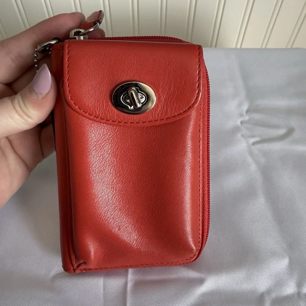 Coach Vintage Red Leather Silver Turnlock Wallet ID Card Holder Phone Case New